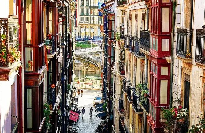 Foto 7 de Los secretos del Bilbao Antiguo Free Tour