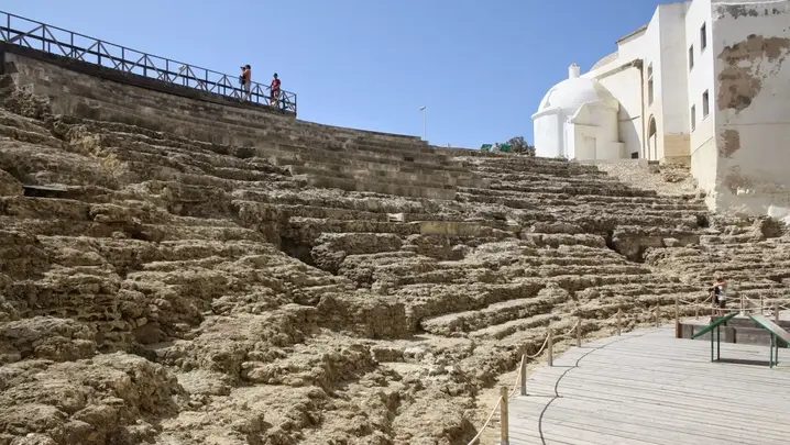 Foto 3 de Cádiz: La Historia en Cada Esquina.