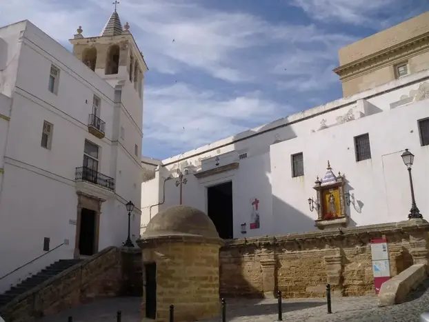 Foto 5 de Cádiz: La Historia en Cada Esquina.