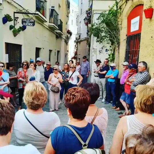 Foto 4 de Free Tour Express: Cádiz en 1h