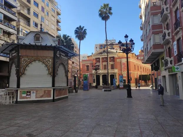 Foto 4 de Sorprendente Free Tour por el Centro Histórico de Castellón.