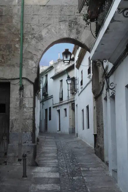 Foto 8 de Free Tour Misterios y Leyendas de Córdoba