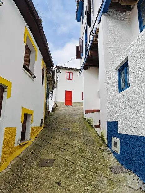 Foto 7 de Free tour Cudillero con guía autóctona