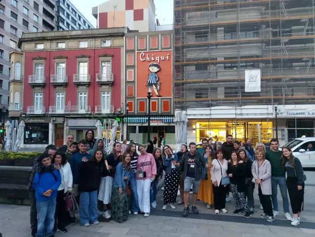 Foto 3 de Free Tour Gijón Oscuro: Crímenes y Leyendas