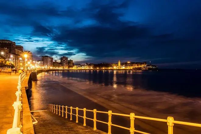 Free Tour Gijón Oscuro: Crímenes y Leyendas
