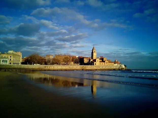 Foto 6 de Free tour por el casco antiguo de Gijón