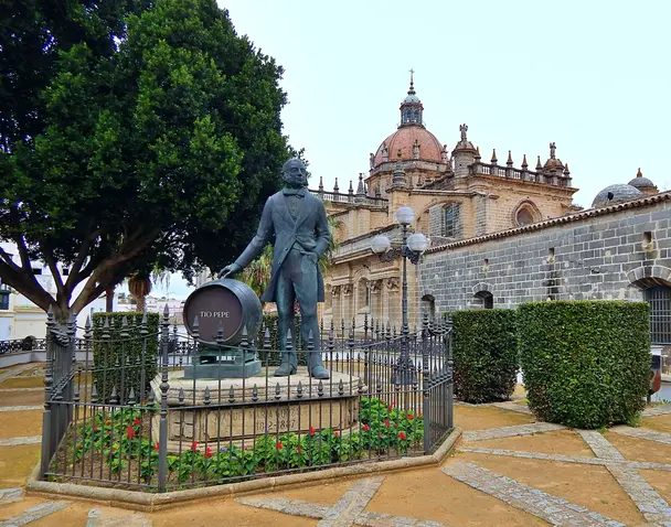 Free Tour Jerez Imprescindible: Del origen islámico al Jerez de los bodegueros