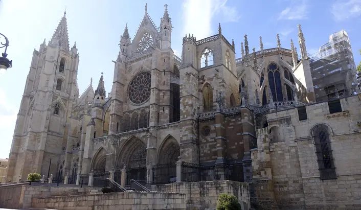 Free Tour por León: Clásico e Imperdible - ¡Radioguía individual incluida !