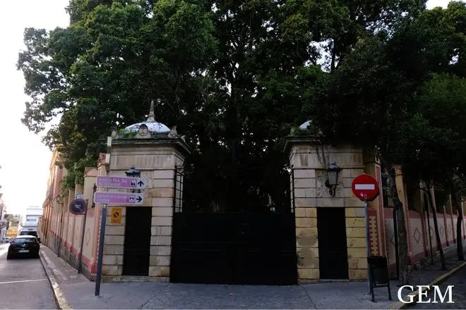 Foto 5 de Free Tour Sanlúcar de Barrameda: Puerta de América.