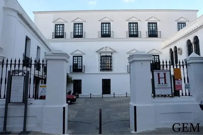 Foto 6 de Free Tour Sanlúcar de Barrameda: Puerta de América.