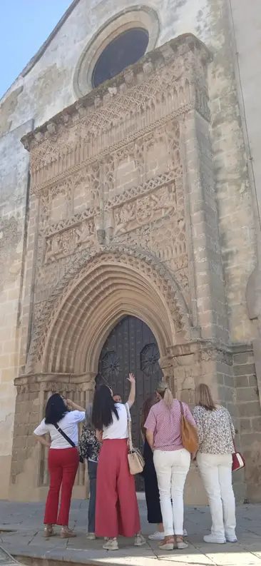 Foto 7 de Free Tour Sanlúcar de Barrameda: Puerta de América.