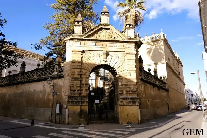 Foto 10 de Free Tour Sanlúcar de Barrameda: Puerta de América.