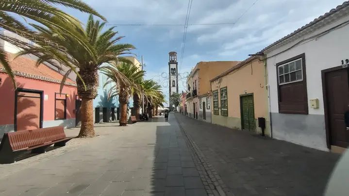 Foto 2 de Freetour de Santa Cruz de Tenerife con guías locales