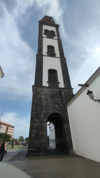 Foto 6 de Freetour de Santa Cruz de Tenerife con guías locales