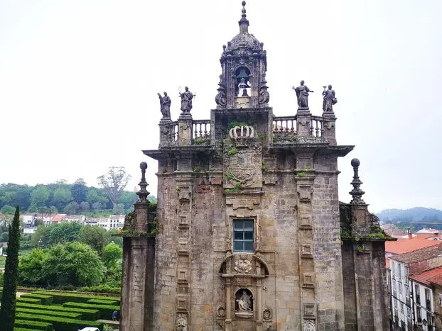 Free Tour Santiago indispensable - ¡Radioguía individual incluida!