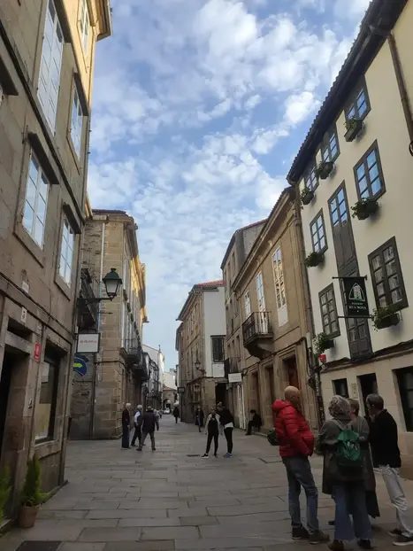 Foto 4 de Free tour Santiago ¡Ven a conocer mi ciudad!