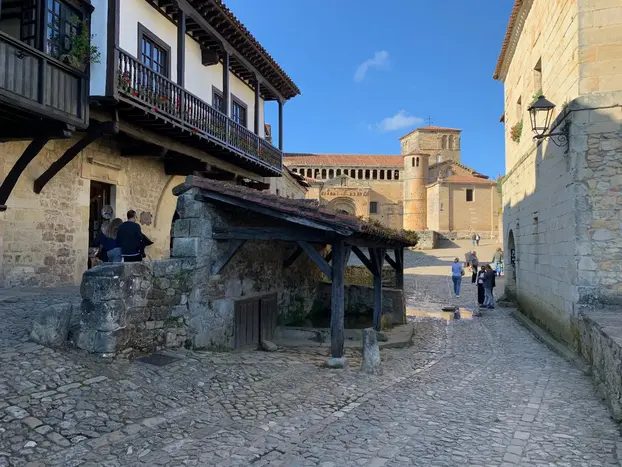Santillana como nunca te la han contado (Grupos reducidos)