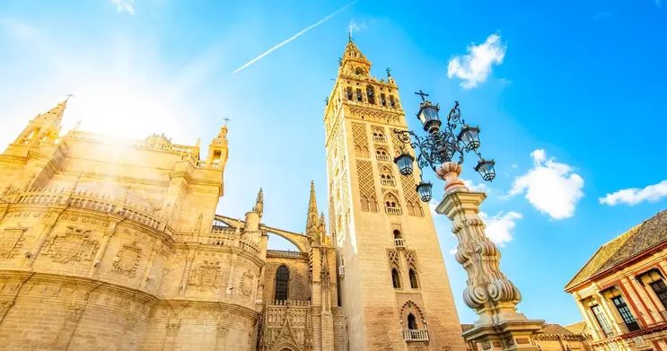 Foto 3 de Free Tour Sevilla Completa + Judería | Guías Sevillanos ¡Lo verás TODO!