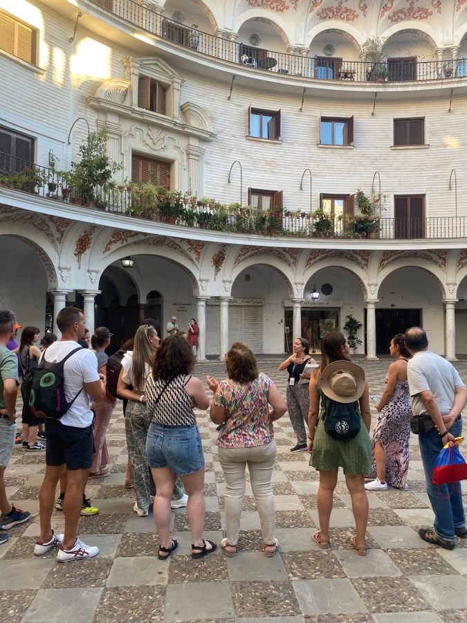 Foto 6 de Free Tour Sevilla Completa + Judería | Guías Sevillanos ¡Lo verás TODO!