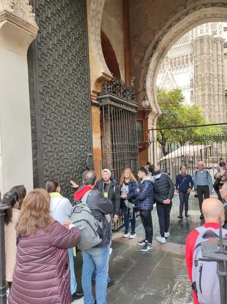 Foto 13 de Free Tour Sevilla Completa + Judería | Guías Sevillanos ¡Lo verás TODO!