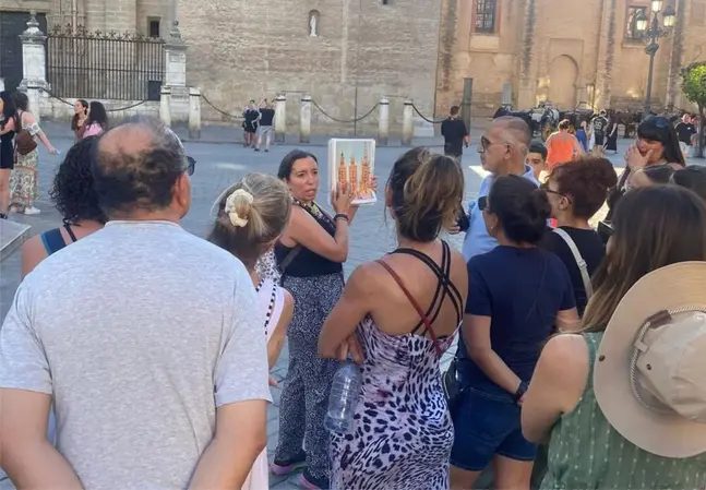 Foto 20 de Free Tour Sevilla Completa + Judería | Guías Sevillanos ¡Lo verás TODO!