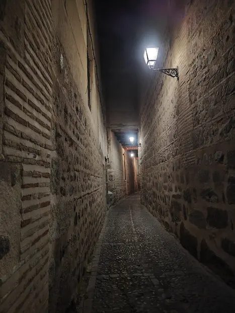Foto 4 de Free Tour Nocturno "Toledo Ciudad Eterna"