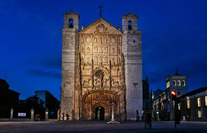 Free Tour de Valladolid Oculta - ¡Descubre las Leyendas y Misterios que esconden los Monumentos!