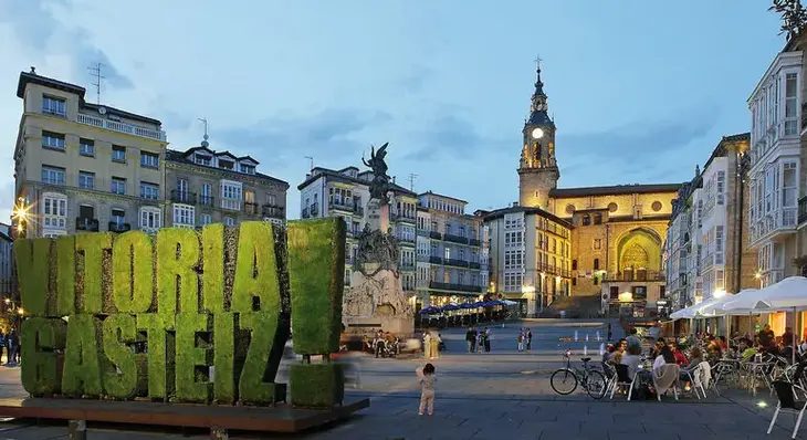 Free Tour Vitoria, descubre su historia y tradiciones