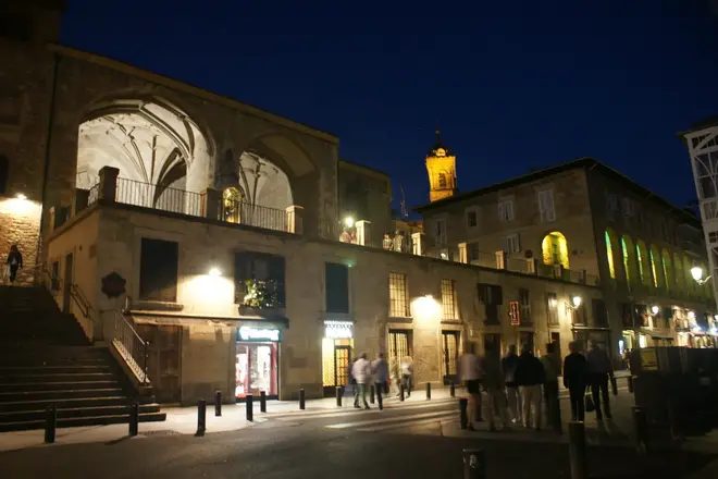 Foto 2 de Free tour nocturno VITORIA DE LEYENDA