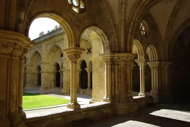 Foto 9 de Coimbra: Historia, Tradiciones, Atracciones y su Gente