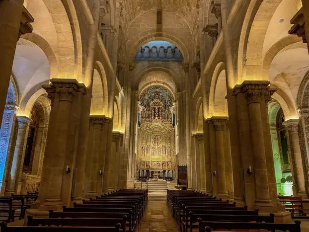 Coimbra: Historia, Tradiciones, Atracciones y su Gente