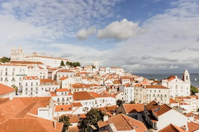 Foto 3 de Free Tour de Lisboa: Historia, Datos Divertidos y Degustaciones Gratis