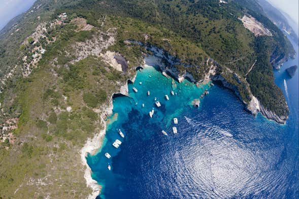 Excursión a Paxoí, Cuevas Azules y Lakka en barco