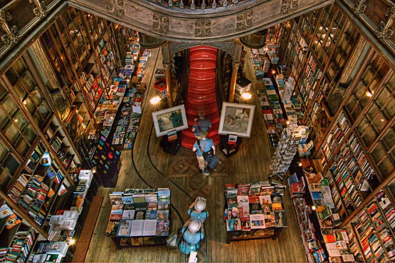 Tour por Oporto con visita a la Librería Lello + Paseo en barco y teleférico de Gaia