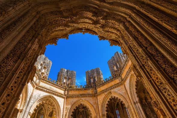Excursión a Batalha, Nazaré, Alcobaça y Óbidos
