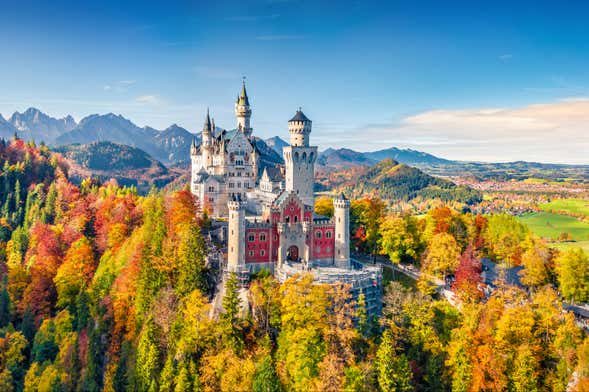 Excursión al castillo de Neuschwanstein y el palacio de Linderhof con guía