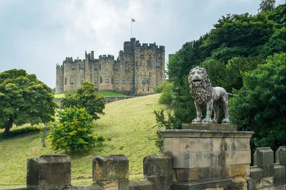 Excursión a los castillos ingleses de Alnwick y Bamburgh