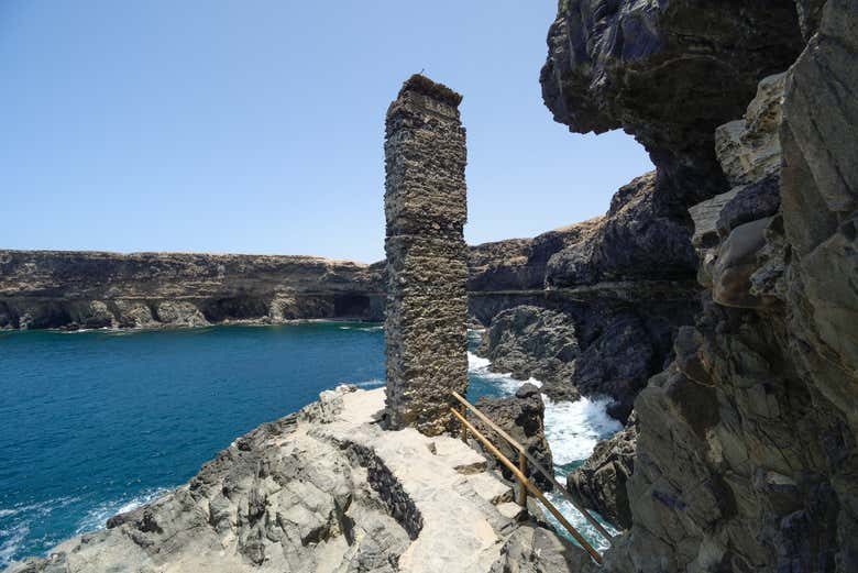 Excursión a las cuevas de Ajuy, Betancuria y el Museo del Queso Majorero