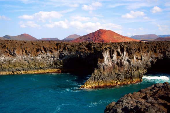 Excursión al Timanfaya, La Geria y el Charco de los Clicos