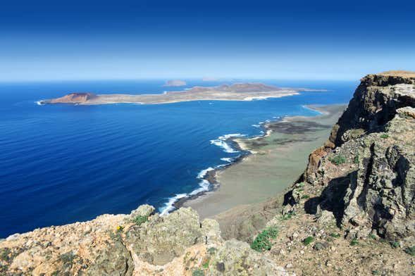 Excursión a los Jameos del Agua y la Cueva de los Verdes