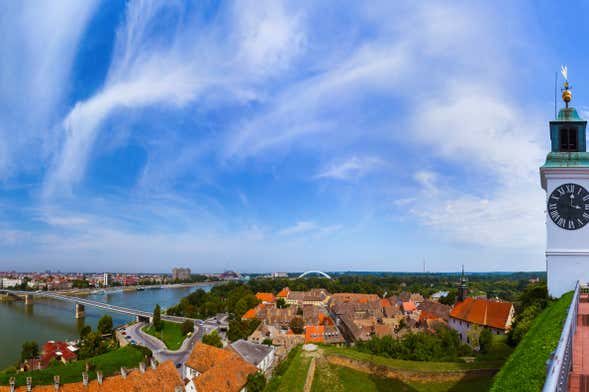 Excursión a Novi Sad, Fruska Gora y Sremski Karlovci con cata de vinos