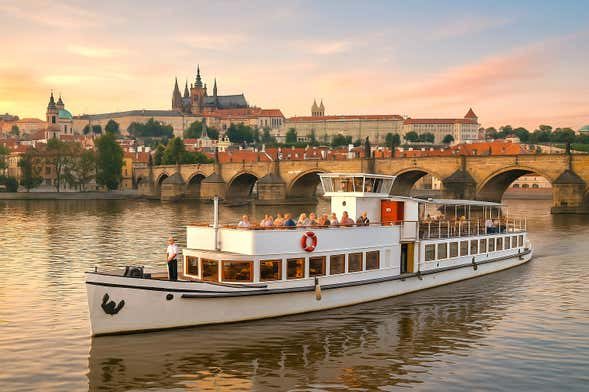 Paseo en barco vintage por Praga