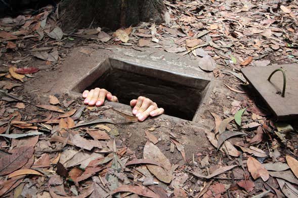 Excursión premium a los túneles de Cu Chi en lancha rápida