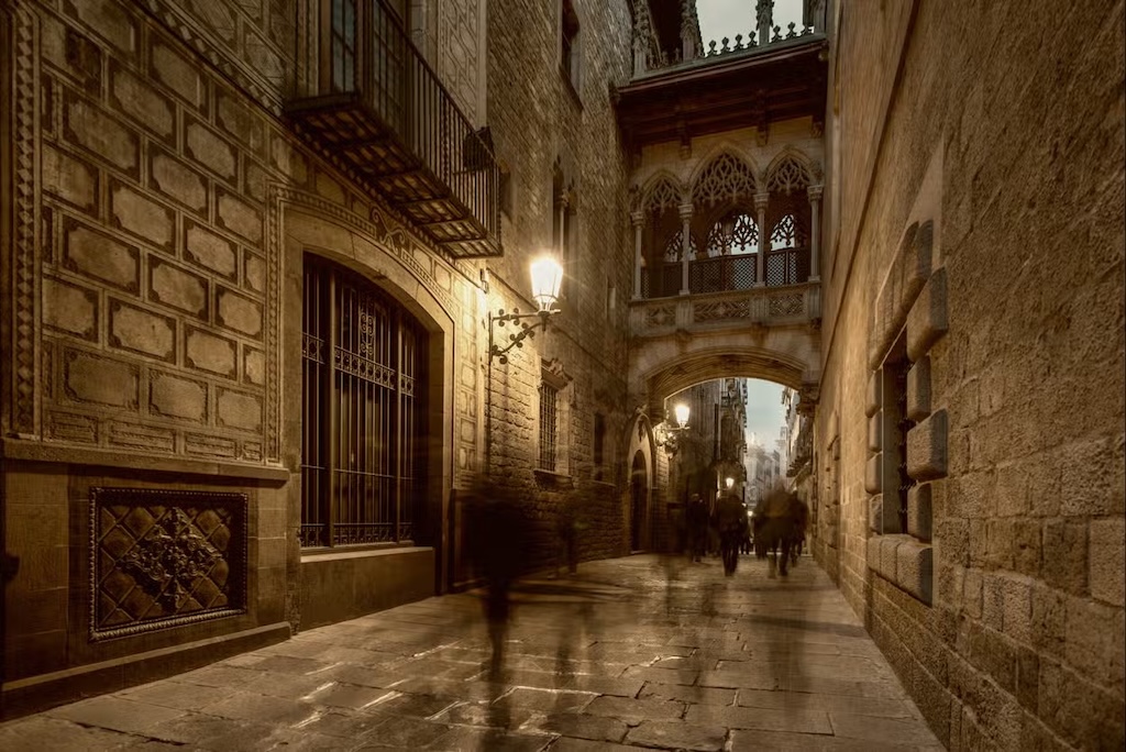 Free tour nocturno por el Barrio Gótico