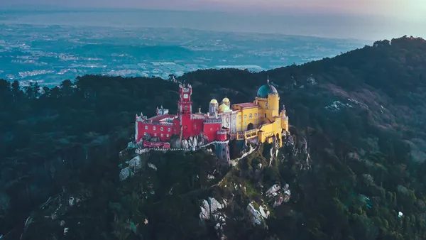 Excursión a Sintra, Palacio da Pena, Quinta da Regaleira y Cabo da Roca desde Lisboa