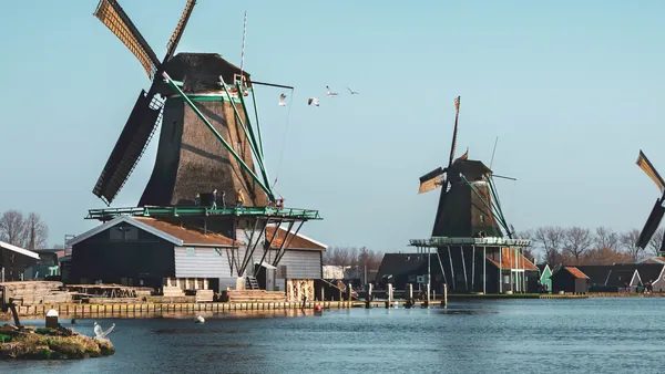 Excursión privada a los molinos de Zaanse Schans y el Gran Dique