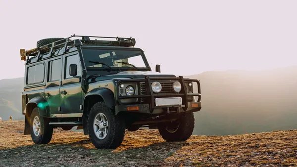 Excursión en 4x4 por los Picos de Europa desde Cangas de Onís