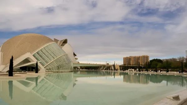 Excursión a Valencia y la Albufera con paseo en barca desde Alicante