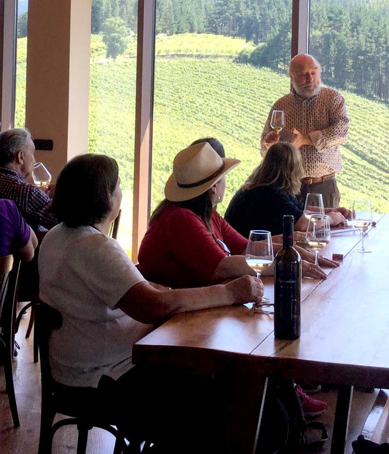 Visita Esencias de Urdaibai
Visita + Cata con maridaje con productos de temporada y KM 0