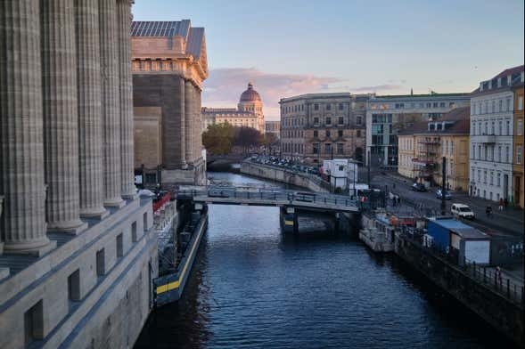 Tour por la Isla de los Museos + Visita guiada por el Museo de Pérgamo